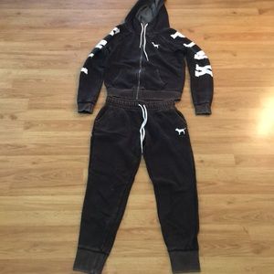 VS PINK tracksuit